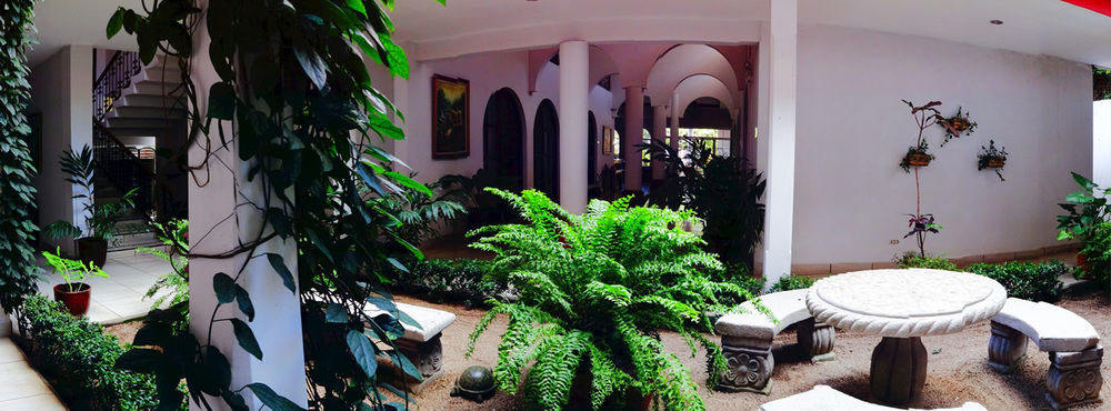 Executive Managua Otel Dış mekan fotoğraf